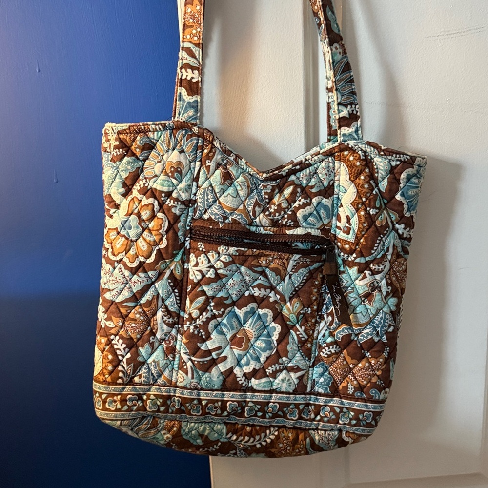 Vera Bradley Floral Quilted purse
